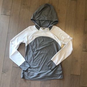 Girl’s athleta sweatshirt EUC